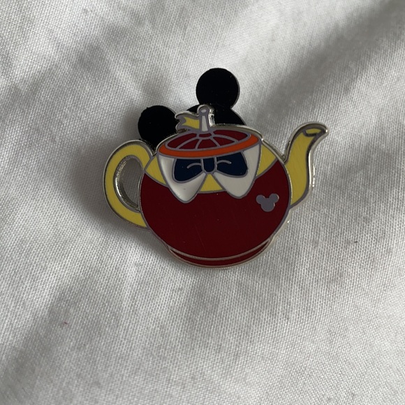 NWT Alice in wonderland dormouse cardholder Loungefly 💥comes with free p… - Picture 7 of 9